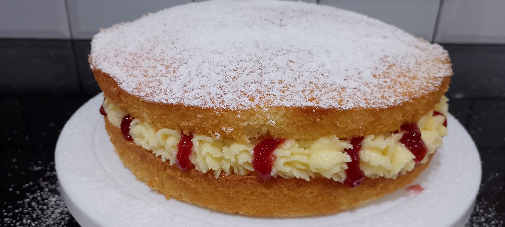 Victoria Sponge - Image 2